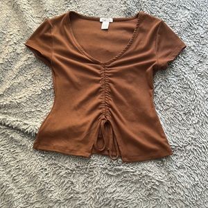 Rue 21 brown vneck shirt